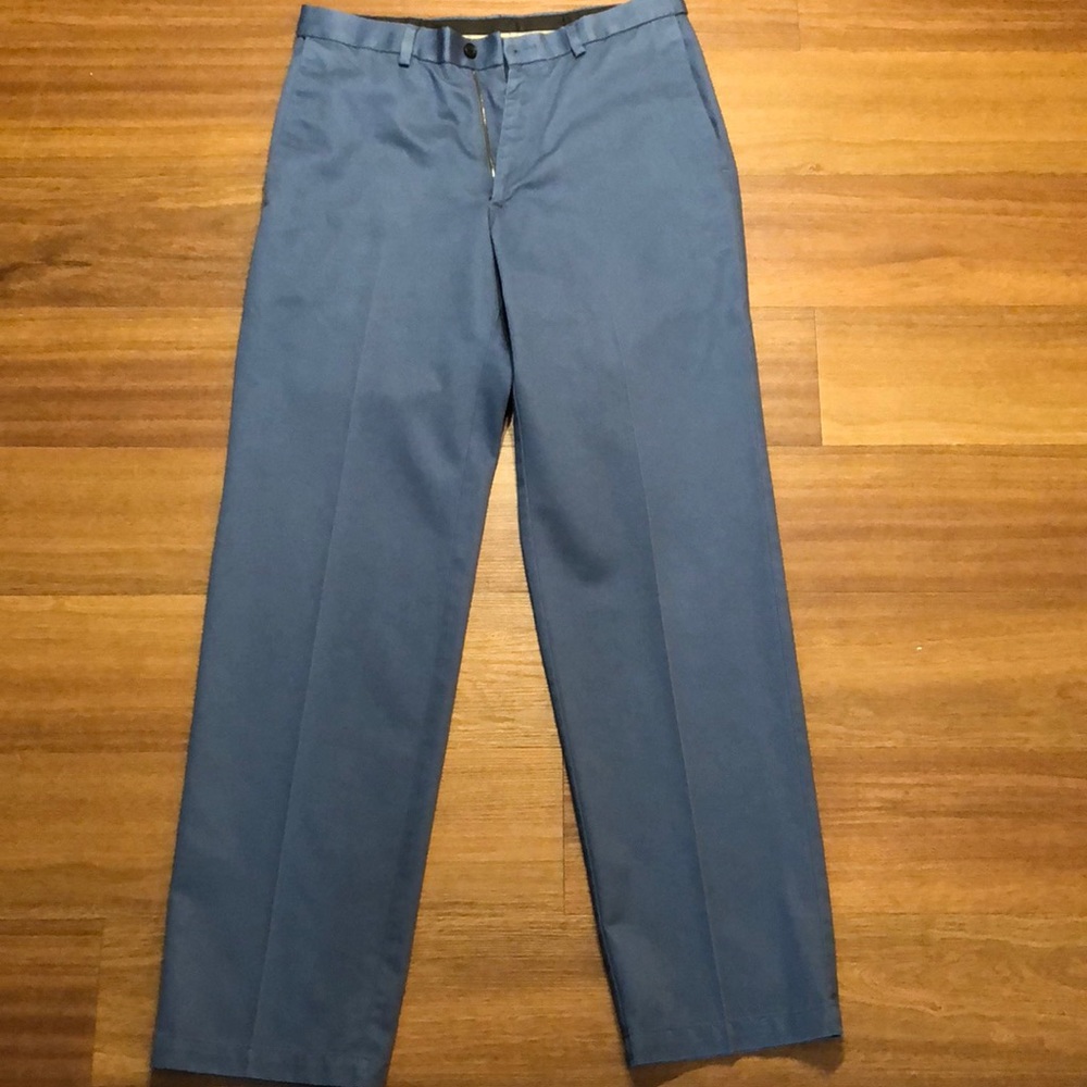 Men’s Haggar Blue Khaki Pants 32-32